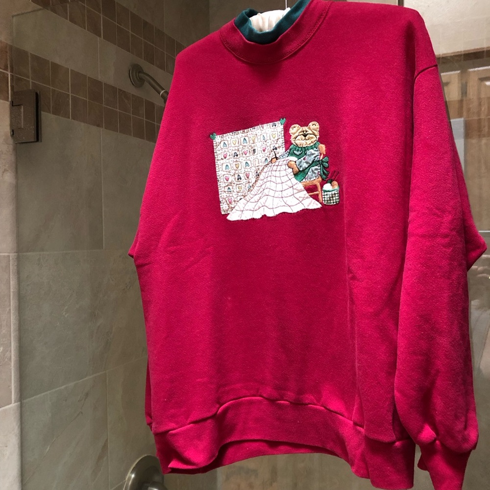 Vintage Gopher Sport Womens bear quilt Graphic Sweatshirt M